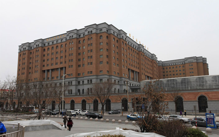拍赛车镜头岛国av无码精品一区二区三区，速度与激情的视觉盛宴